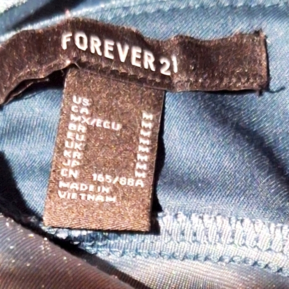 FOREVER 21 DRESS - Picture 5 of 5